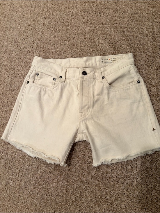 imogene + willie Pants - imogene + willie Cream Raw-Hem Denim Shorts